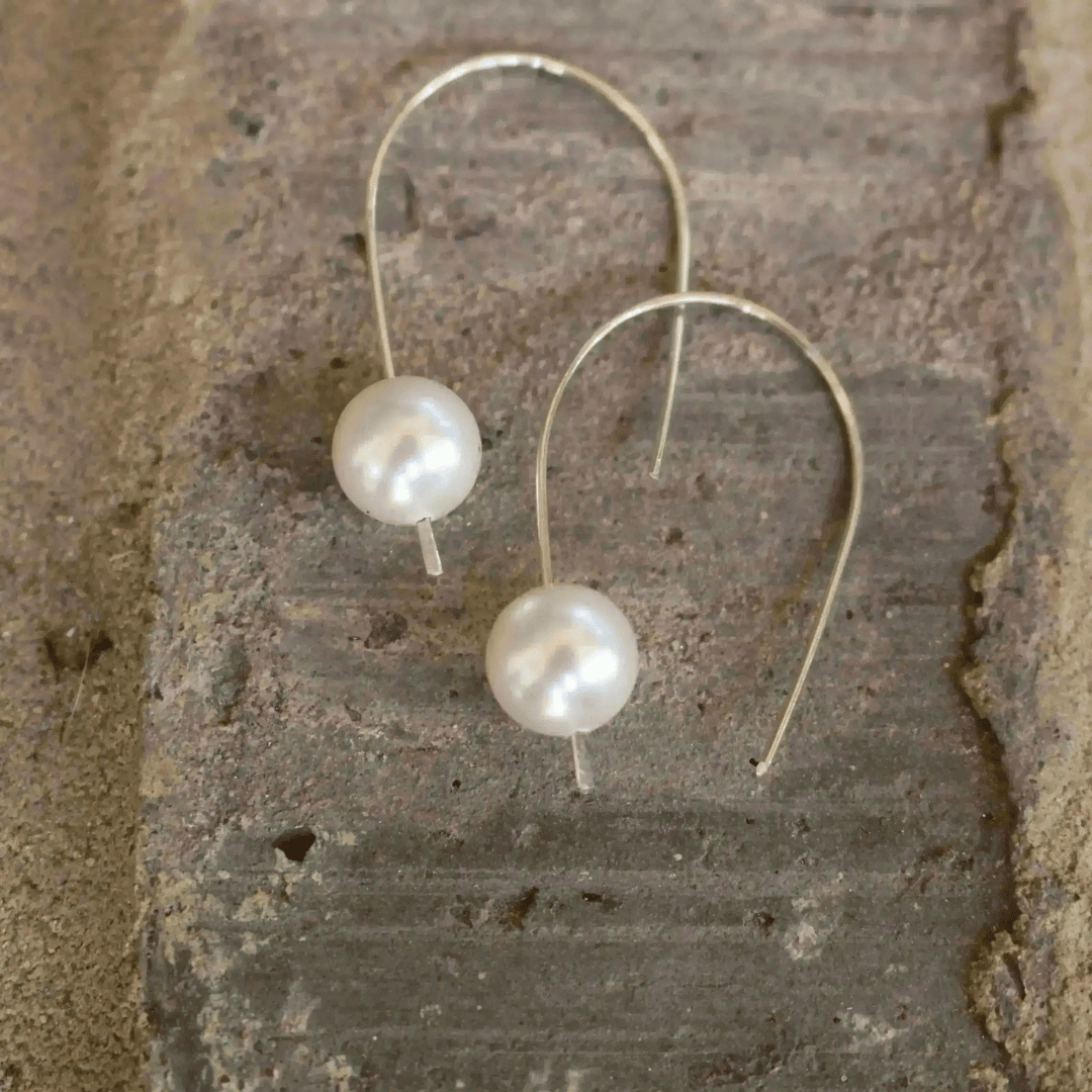 Madeline Pearl Drop Earrings | Liv & B