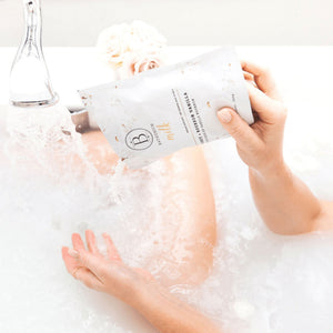 Coconut + Vanilla Milk Mineral Soak 650g | Bathorium