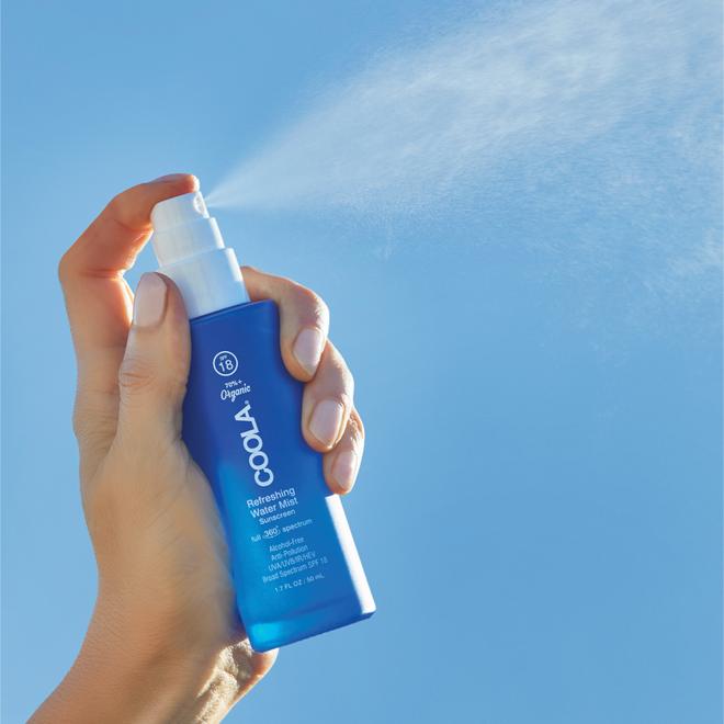 Full Spectrum 360° Refreshing Water Mist Organic Face Sunscreen SPF 18 1.7 fl oz | COOLA